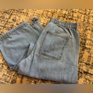 Zara Women’s Relaxed Denim Jogger Jeans